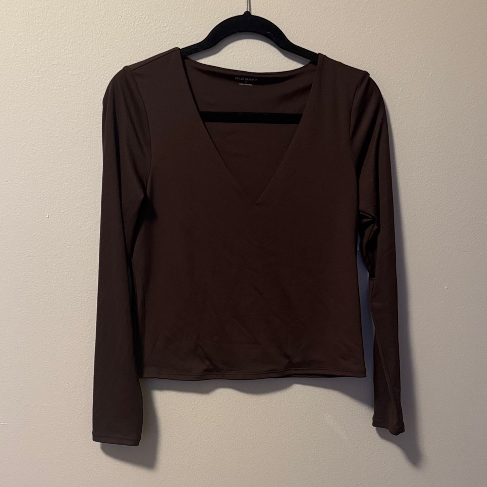 NWT Old Navy Brown Long Sleeve V-Neck Top